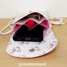 Alice Phone Pouch