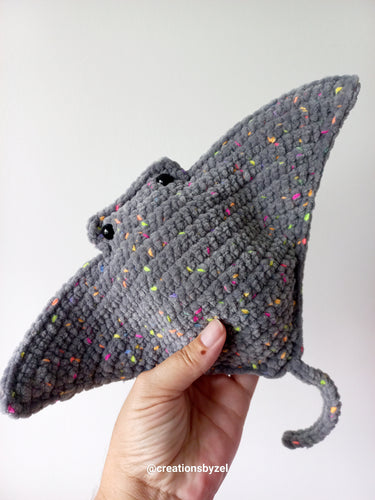 Stingray Large