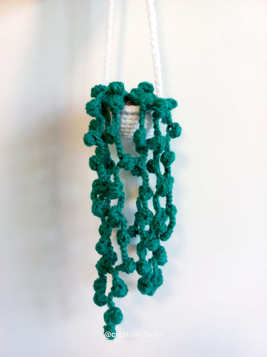 Hanging string of pearls