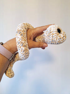 Snake twisted