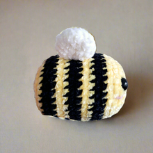 Bee Large