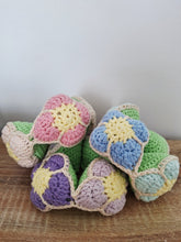 Flower Amish Puzzle Ball