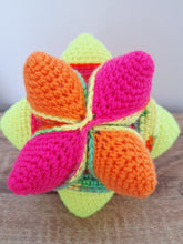 Star Amish Puzzle Ball