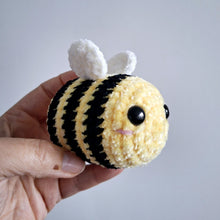 Bee Large